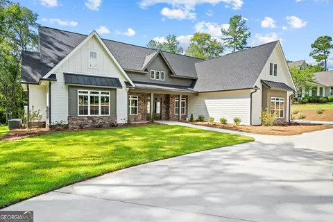 321 Greystone Dr, Milledgeville, GA 31061