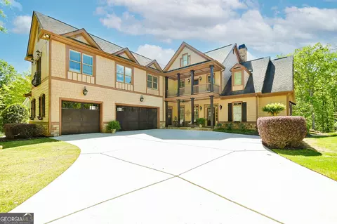 6031 Grand Marina Cir, Gainesville, GA 30506