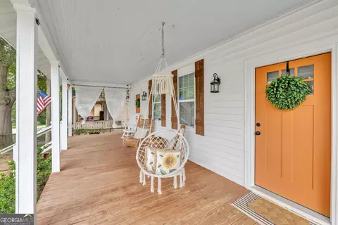 72 Poplar St, Porterdale, GA 30014 photo 4