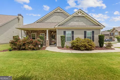 145 Brooks Village Dr, Pendergrass, GA 30567