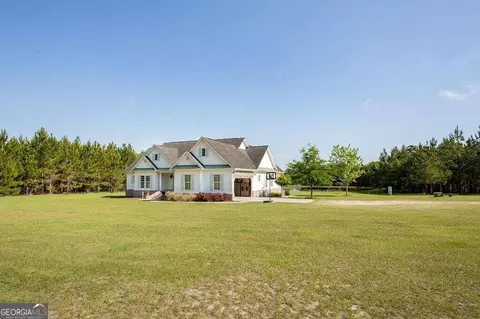 3790 Pond View Ln, Blackshear, GA 31516