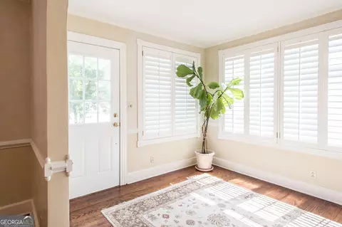 Entry Way - 504 Hendry St, Blackshear, GA 31516 photo 1 of 5