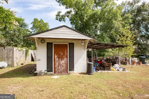 Exterior - 504 Hendry St, Blackshear, GA 31516 photo 11 of 22