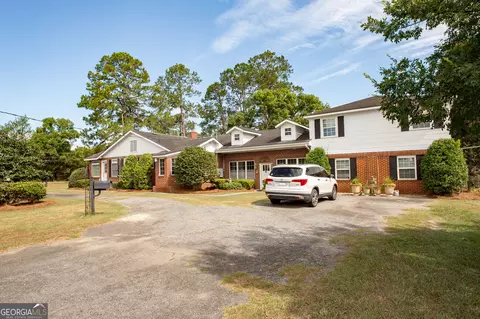 Exterior - 504 Hendry St, Blackshear, GA 31516 photo 7 of 22