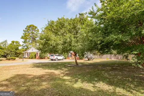 Exterior - 504 Hendry St, Blackshear, GA 31516 photo 13 of 22