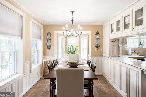 Dining - 504 Hendry St, Blackshear, GA 31516 photo 3 of 3