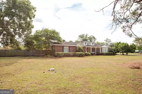 Exterior - 504 Hendry St, Blackshear, GA 31516 photo 2 of 22
