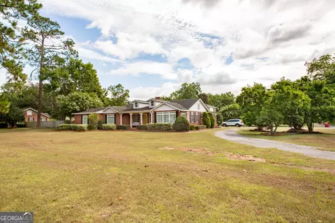 Exterior - 504 Hendry St, Blackshear, GA 31516 photo 1 of 22