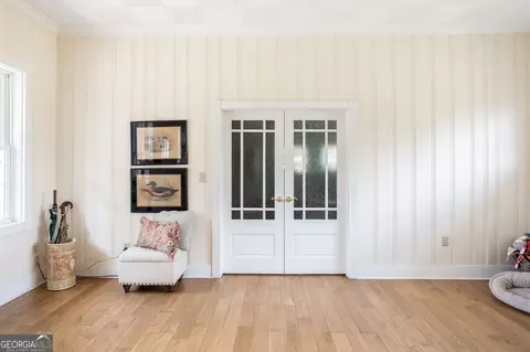 Entry Way - 504 Hendry St, Blackshear, GA 31516 photo 3 of 5
