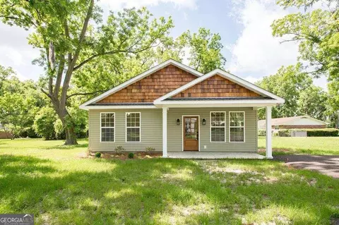 320 Walker St, Blackshear, GA 31516