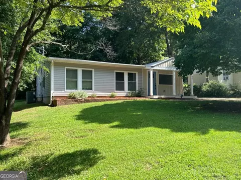 847 Wells Cir, Smyrna, GA 30080
