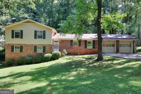 2802 Leisure Woods Ln, Decatur, GA 30034