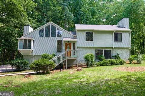 5058 Seabrook Pl, Stone Mountain, GA 30087