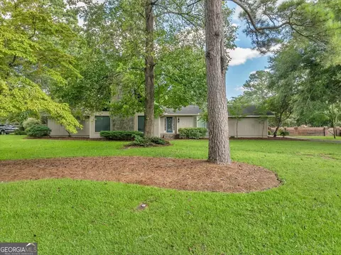 1216 Chennault Dr, Dublin, GA 31021