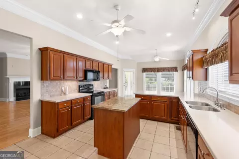 111 Constance Ct, Perry, GA 31069 photo 13