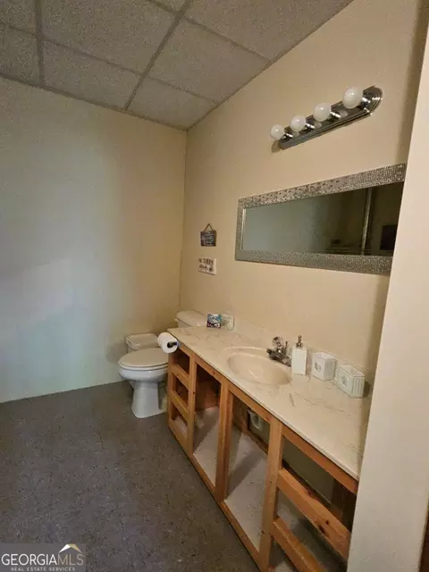 Bath - 1171 Picklesimer Rd, Morganton, GA 30560 photo 6 of 6