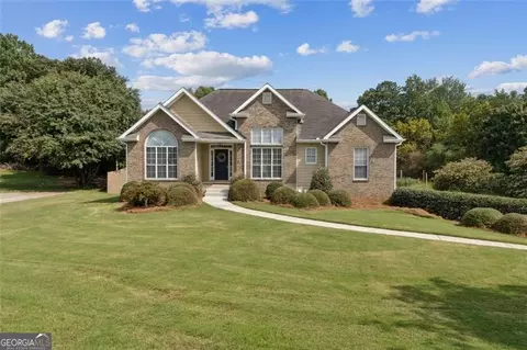 8885 Vanns Tavern Rd, Gainesville, GA 30506