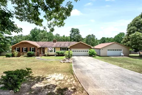 105 Barber Dr, Stockbridge, GA 30281