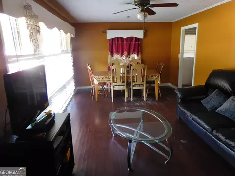 258 W May St, Winder, GA 30680 photo 6