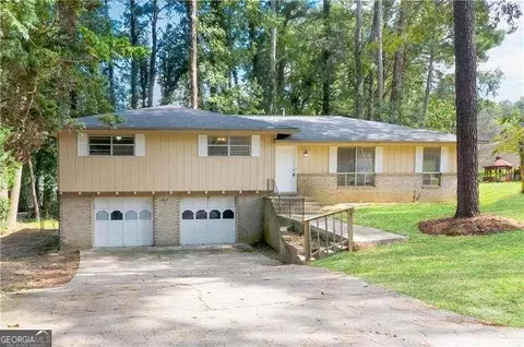 6386 Irma Lee Dr, Riverdale, GA 30296