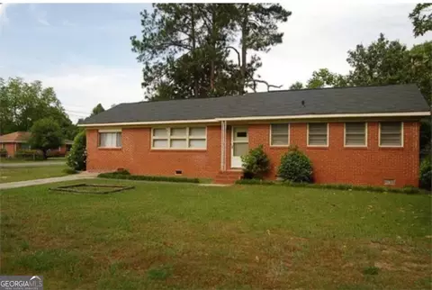 145 Holly St, Warner Robins, GA 31093