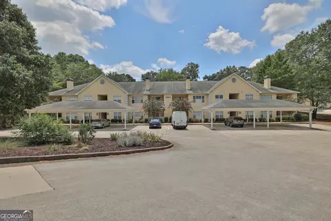 1001 Holly Dr #102, Gainesville, GA 30501