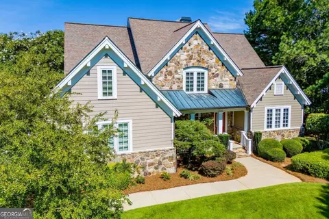 108 Oakmont Ct, Carrollton, GA 30116