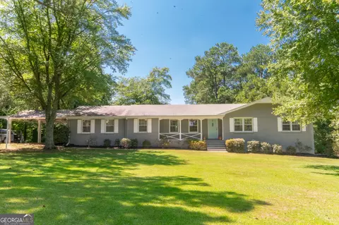 467 Brooks Rd, Brooks, GA 30205