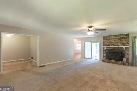 467 Brooks Rd, Brooks, GA 30205 photo 7