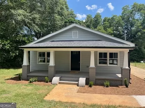 308 N Dogwood Ave, Social Circle, GA 30025