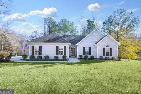 40 Walton Woods Ct, Newnan, GA 30263