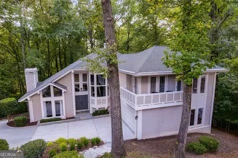 8180 Overview Ct, Roswell, GA 30076
