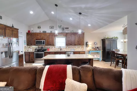 2054 Waterside Ln, Bethlehem, GA 30620 photo 14