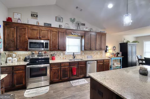 2054 Waterside Ln, Bethlehem, GA 30620 photo 12