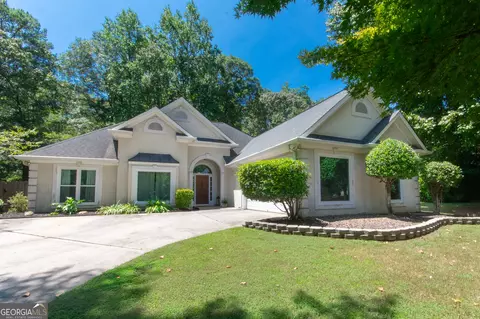 75 Woodstream Dr, Newnan, GA 30265