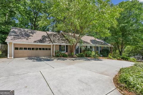 5575 Whitner Dr, Atlanta, GA 30327