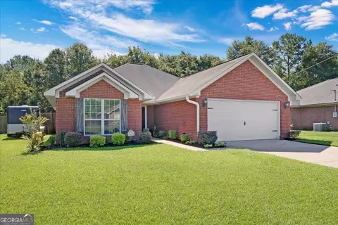 126 Gloucester Dr, Midway, GA 31320