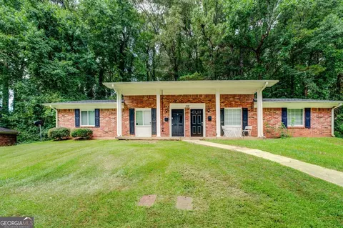 108 Burkshire Ct, Jonesboro, GA 30236