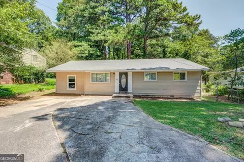 1385 Cedar Creek Ln, Riverdale, GA 30296