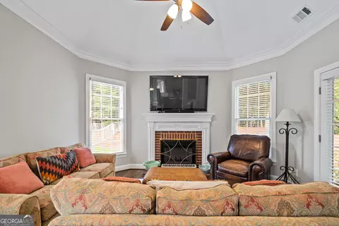 8356 Fairway Dr, Covington, GA 30014 photo 18