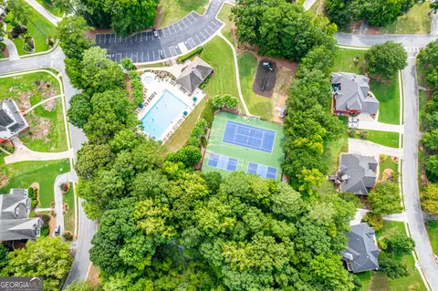 8356 Fairway Dr, Covington, GA 30014 photo 2