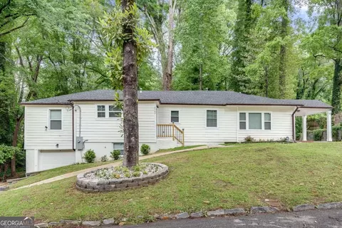 2705 Baker Ridge Dr NW, Atlanta, GA 30318
