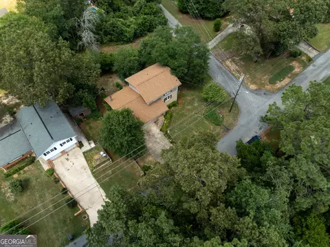 211 Arrowhead Trl, Warner Robins, GA 31088