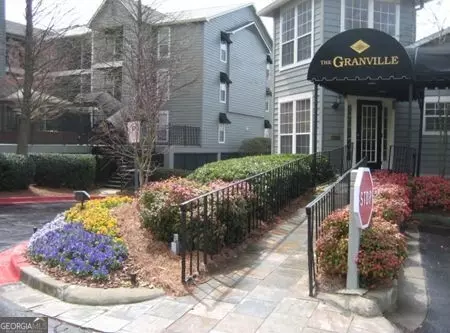 623 Granville Ct, Sandy Springs, GA 30328
