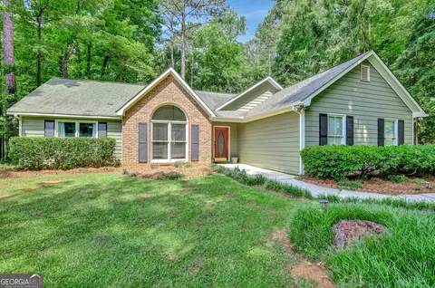 95 First Manassas Way E, Sharpsburg, GA 30277