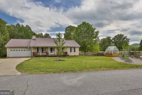 24 Turner Ridge Dr, Cleveland, GA 30528