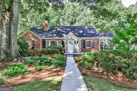 223 E Parkwood Rd, Decatur, GA 30030