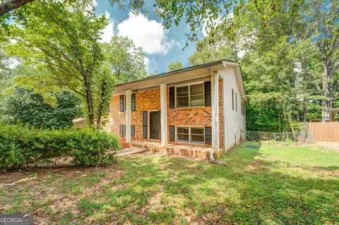 6693 Bedford Rd, Rex, GA 30273
