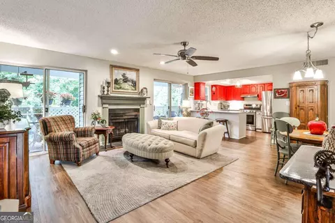 28 Devon Ln, Avondale Estates, GA 30002