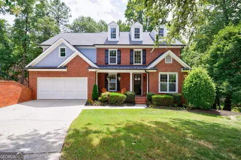 1625 Heritage Trl, Roswell, GA 30075